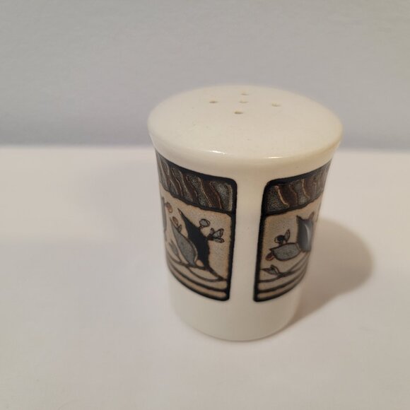 Vintage Mikasa Arabella Pepper Shaker. Vintage 90s - Picture 3 of 6